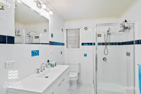 Property photo of 12 Heron Close Kewarra Beach QLD 4879