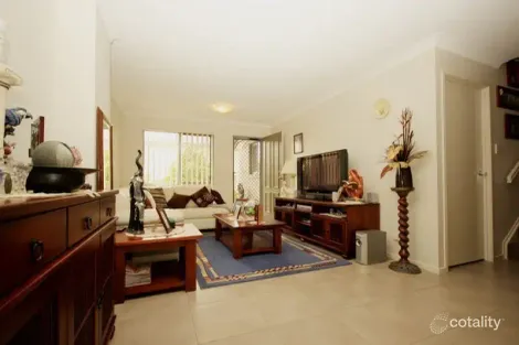 Property photo of 33/2-8 Meadowbrook Drive Meadowbrook QLD 4131