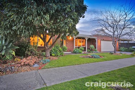 Property photo of 4 Settlers Court Pakenham VIC 3810