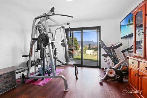 Property photo of 18 Crest Road Albion Park NSW 2527