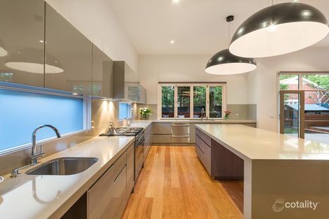 Property photo of 123 Summerhill Road Glen Iris VIC 3146