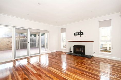Property photo of 37 Middleborough Road Burwood VIC 3125