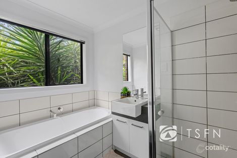 Property photo of 36 Yellowgum Drive Epsom VIC 3551