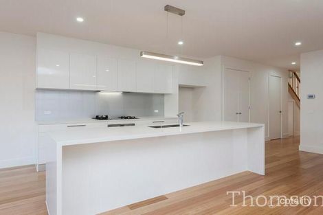 568a Waverley Rd, Malvern East, VIC 3145