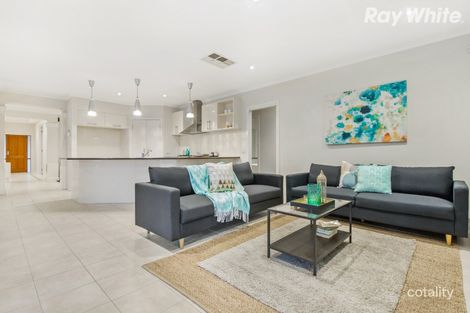 Property photo of 8 Ellendale Street Rowville VIC 3178