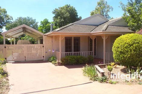 Property photo of 5 Katela Avenue Bomaderry NSW 2541
