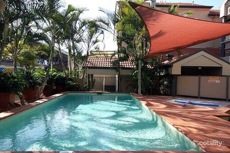 Property photo of 2/85 Deakin Street Kangaroo Point QLD 4169