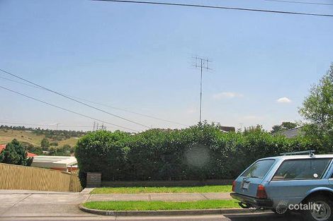 28 Valley Cres, Glenroy, VIC 3046