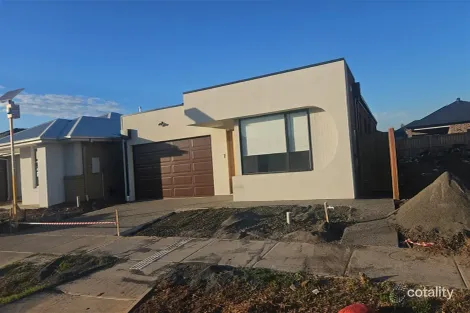 Property photo of 27 Councillor Drive Weir Views VIC 3338