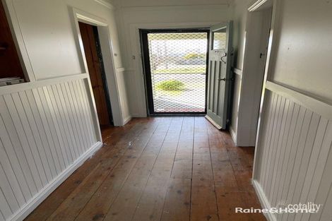 Property photo of 4 Gidley Street West Tamworth NSW 2340