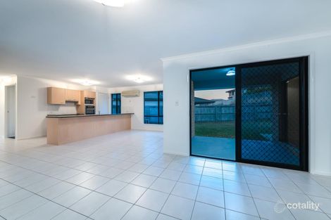Property photo of 60 Highcrest Circuit Molendinar QLD 4214