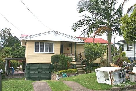 3 Aldwych St, Stafford Heights, QLD 4053