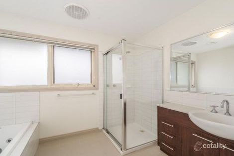 Property photo of 2/7 May Street Doncaster East VIC 3109