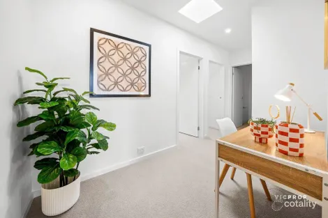 Property photo of 10 Vickers Way Sunshine North VIC 3020