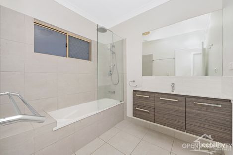 Property photo of 76 Springbrook Parade Idalia QLD 4811
