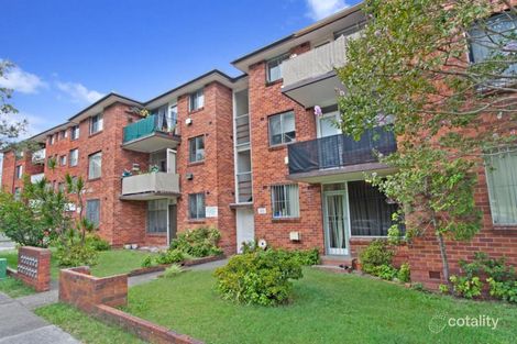 Property photo of 1/18 Barber Avenue Eastlakes NSW 2018