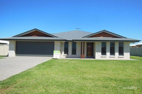 Property photo of 32 Kassidy Drive Emerald QLD 4720