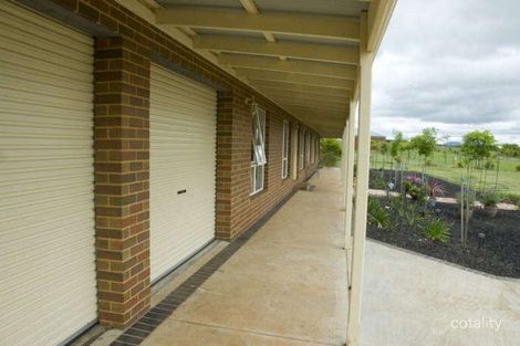 Property photo of 14 Stuartfield Avenue Romsey VIC 3434