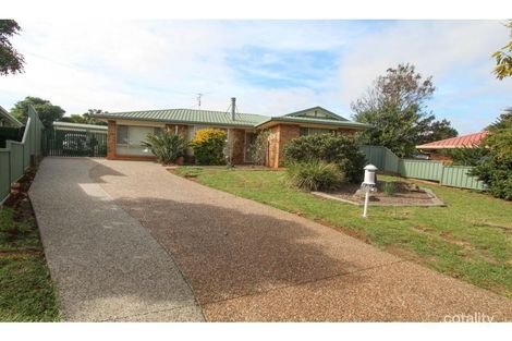 1 Oaklands Ct, Glenvale, QLD 4350