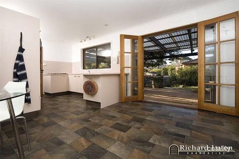 Property photo of 18 Bainbridge Close Chisholm ACT 2905