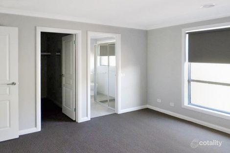 Property photo of 18 Felstead Circuit Thurgoona NSW 2640