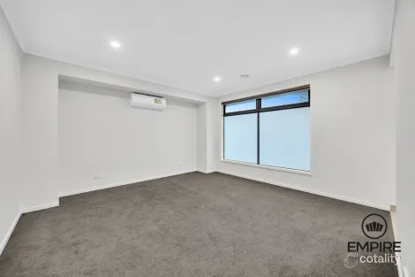 Property photo of 36 Treehouse Avenue Clyde VIC 3978