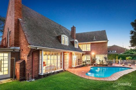 Property photo of 7 McMaster Court Toorak VIC 3142