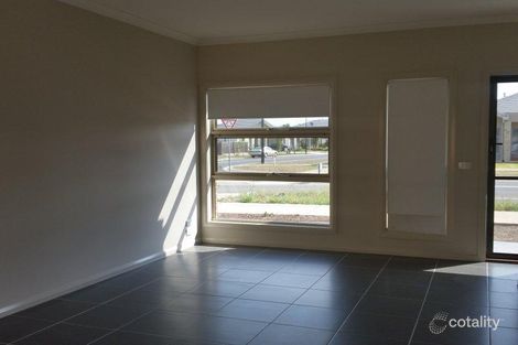 Property photo of 12/93 Arbour Boulevard Burnside Heights VIC 3023
