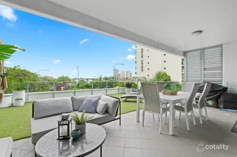 503/4 Como Cres, Southport, QLD 4215