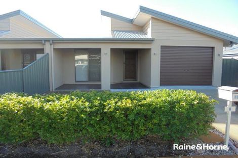 104 Wildey St, Raceview, QLD 4305