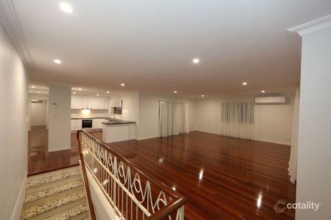 Property photo of 32 Fleetwood Street Macgregor QLD 4109