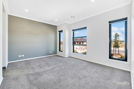 Property photo of 47 Ramlegh Boulevard Clyde North VIC 3978