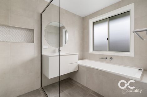 Property photo of 87 Botanic Way Orange NSW 2800