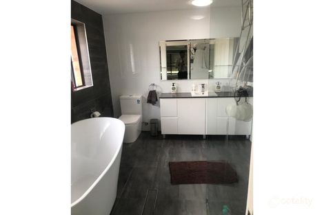 Property photo of 213 McFarlane Drive Minchinbury NSW 2770