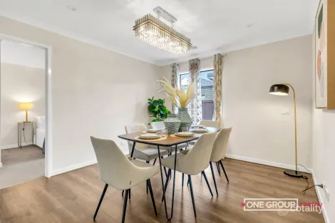 Property photo of 28 Oleander Parade Mickleham VIC 3064