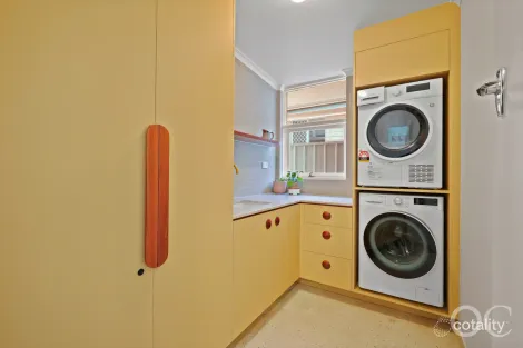 Property photo of 14 Ingoldby Road McLaren Flat SA 5171