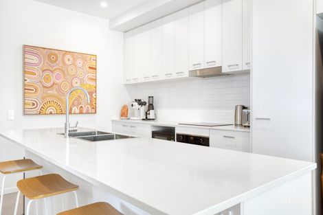 Property photo of 203/7 Spring Street Sippy Downs QLD 4556