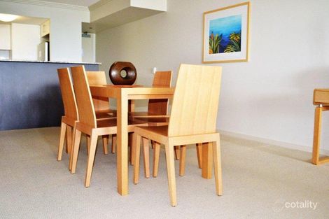 301/89 Landsborough Ave, Scarborough, QLD 4020