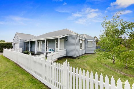 Property photo of 35 Victoria Crescent Safety Beach VIC 3936