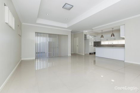 Property photo of 11 Murrah Lane Success WA 6164
