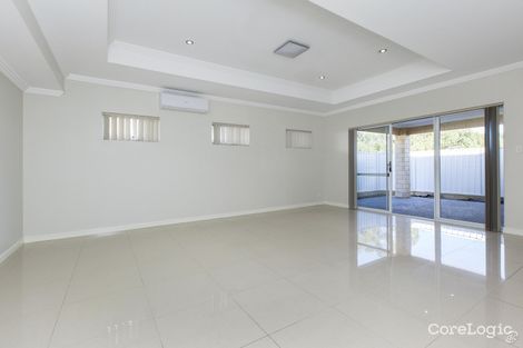 Property photo of 11 Murrah Lane Success WA 6164