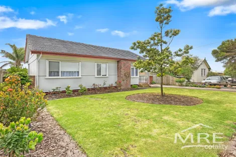 14 Angove Rd, Spencer Park, WA 6330