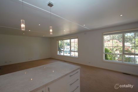Property photo of 1/13-15 Holyrood Street Hampton VIC 3188