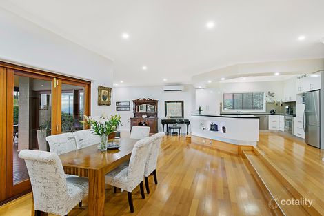 Property photo of 25 Windemere Terrace Mount Lofty QLD 4350