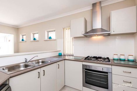 Property photo of 8/30 Whitemoss Turn Waikiki WA 6169