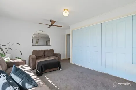 Property photo of 2 Annika Place Barnawartha VIC 3688