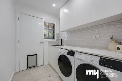 Property photo of 12 Darnay Place Ambarvale NSW 2560