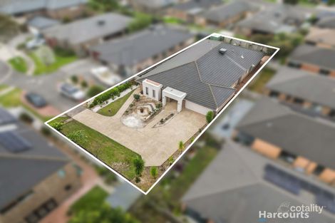 Property photo of 10 Maplewood Court Cranbourne North VIC 3977
