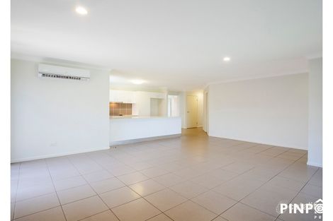 Property photo of 2/28 Coogee Terrace Blacks Beach QLD 4740