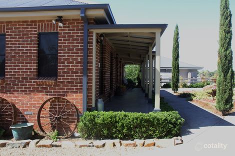 Property photo of 10 Stubbs Place Yass NSW 2582